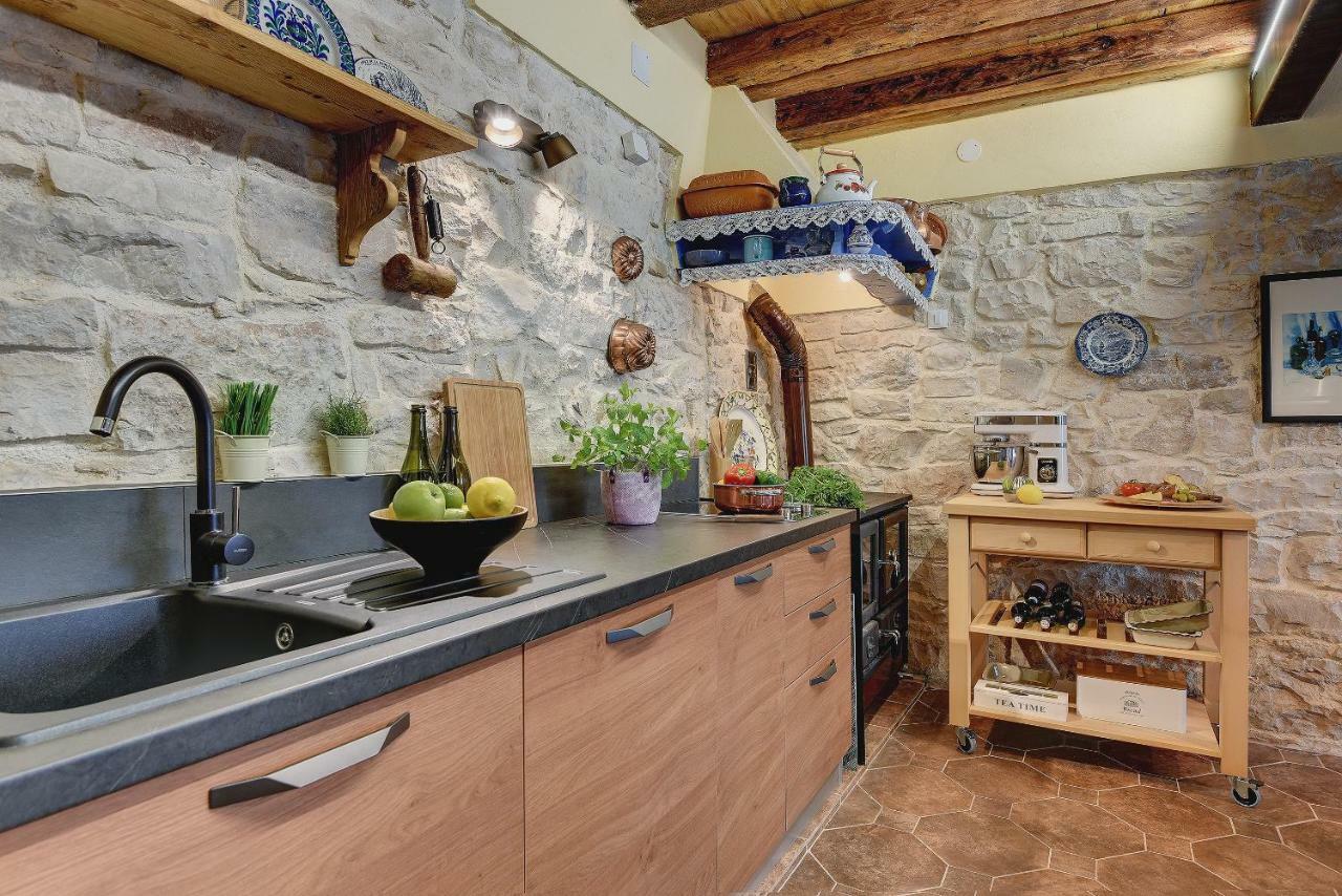 Villa Palazzo 1812 à Krnica Extérieur photo