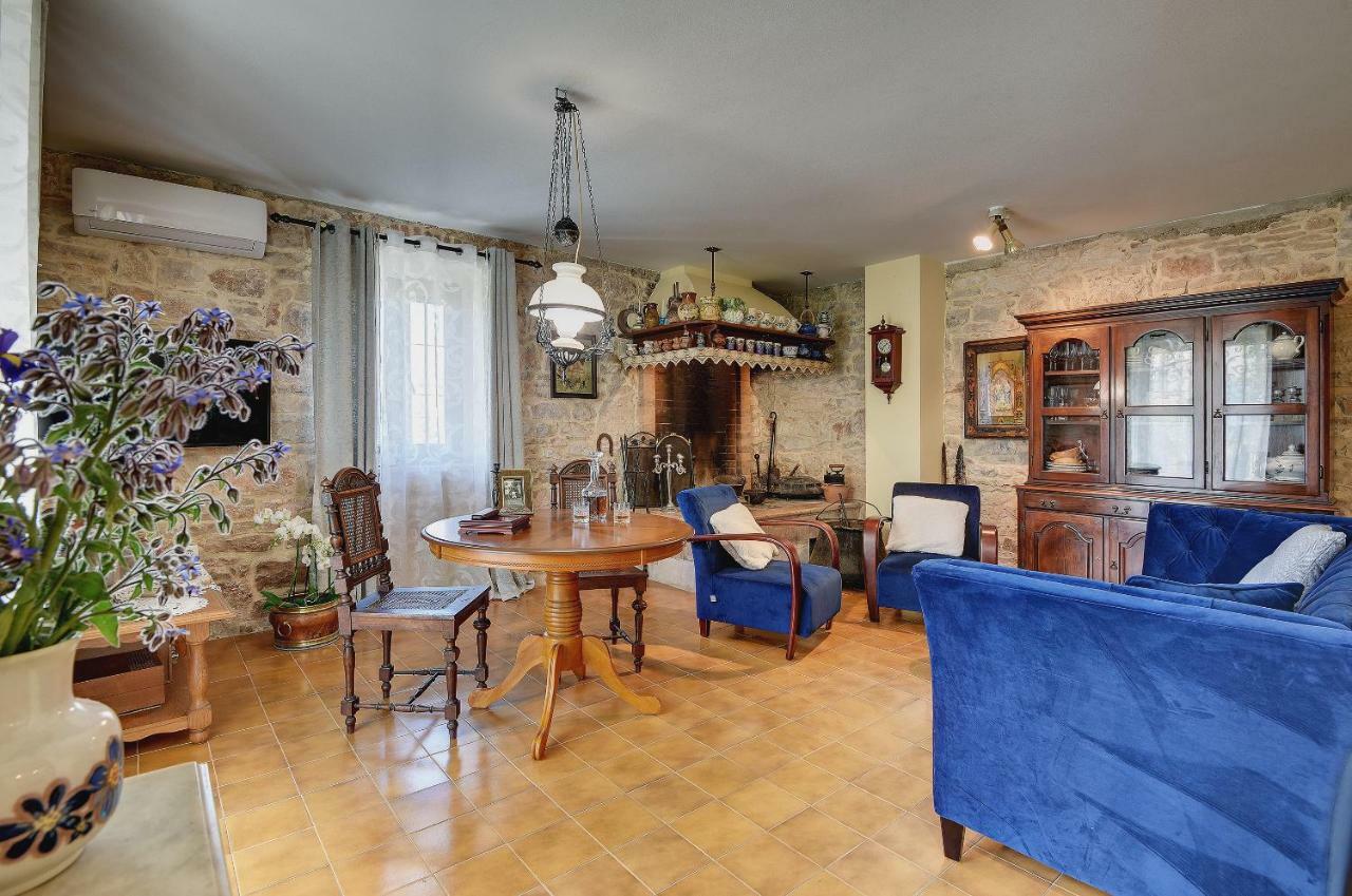 Villa Palazzo 1812 à Krnica Extérieur photo